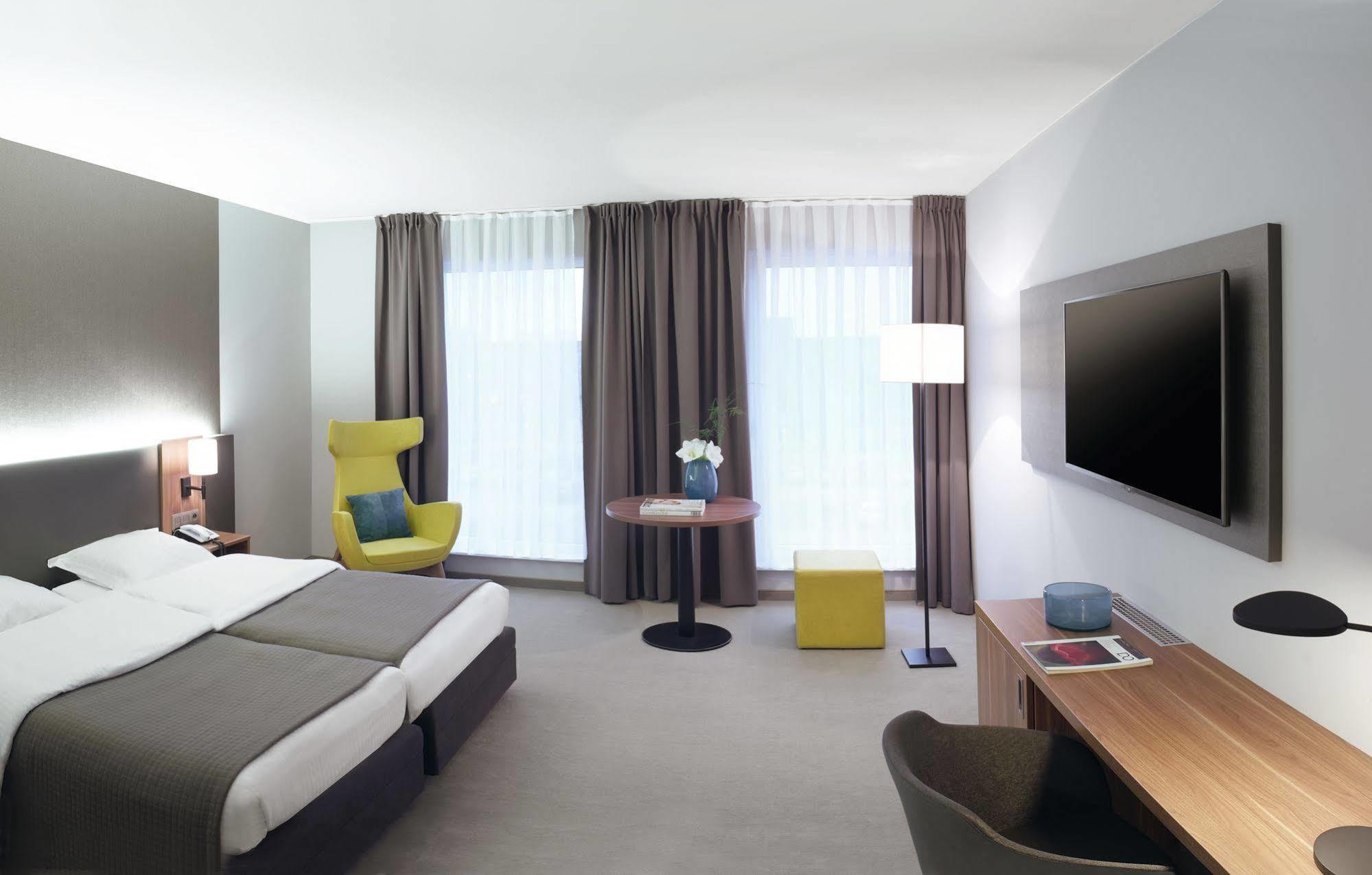 Hotel Drie Eiken Edegem Ngoại thất bức ảnh